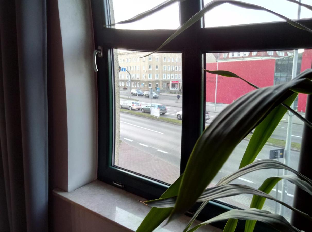 Apartamenty Krzywe Okna Zielona Góra Esterno foto