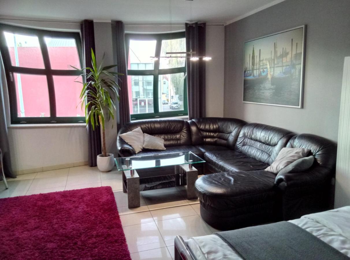 Apartamenty Krzywe Okna Zielona Góra Esterno foto
